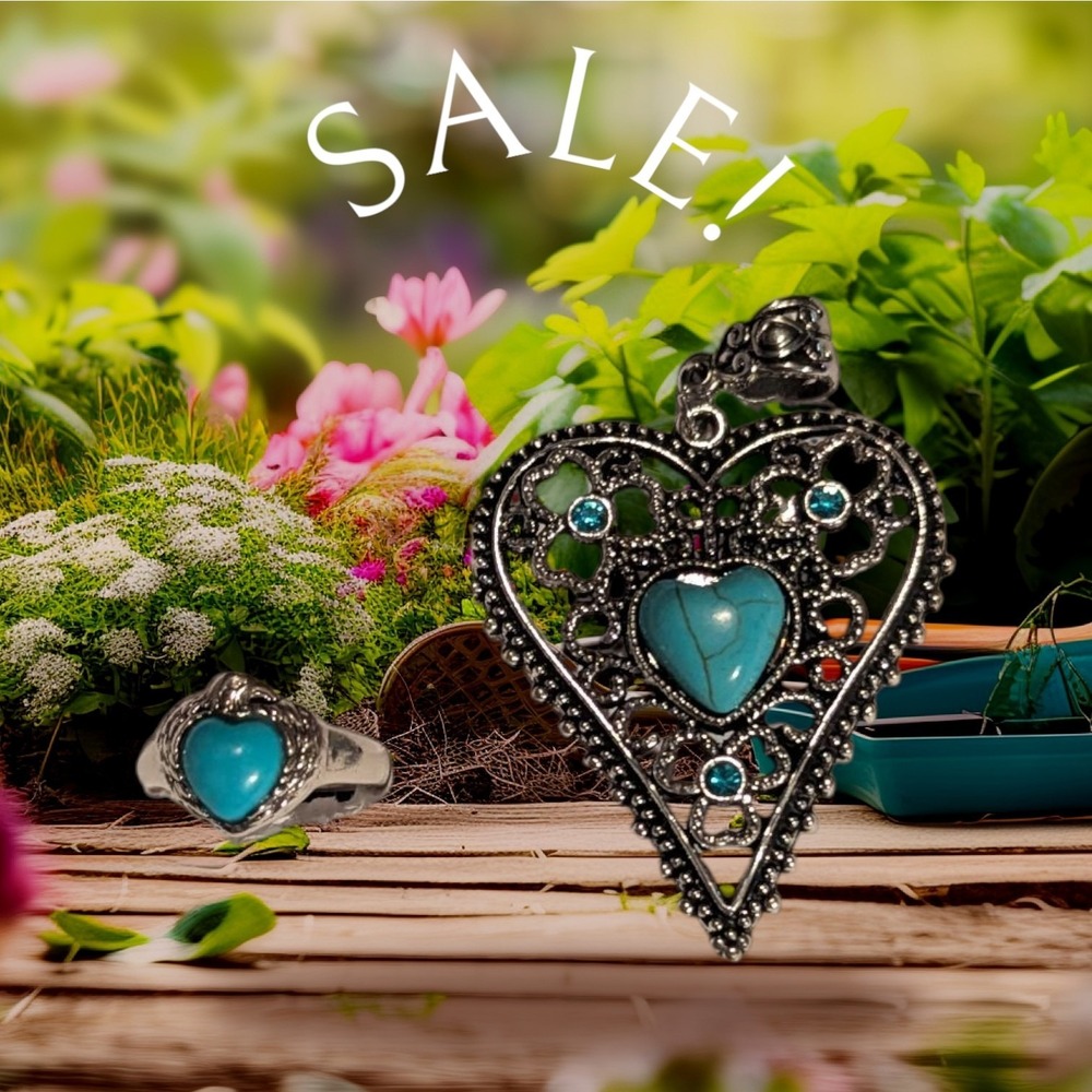 Genuine Heart Shaped Turquoise Ring Set In 925 Silver.‎ Ring Size 7.